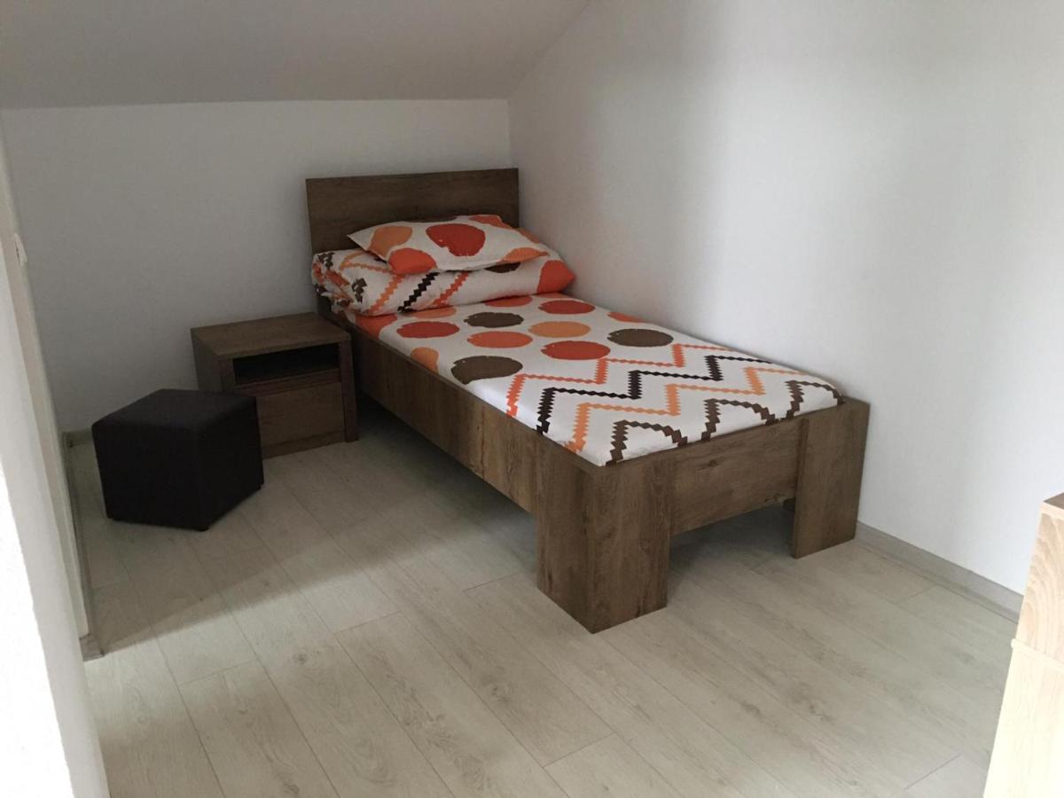 Casa La Danut Hotel Viseu de Jos Luaran gambar