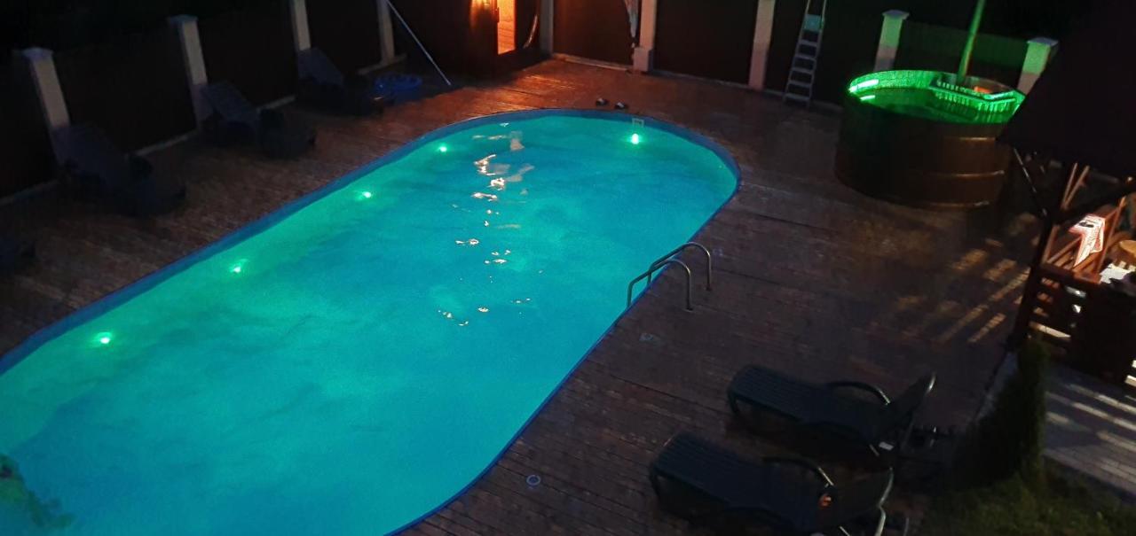 Casa La Danut Hotel Viseu de Jos Luaran gambar