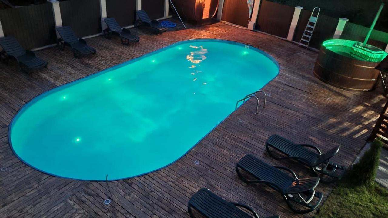 Casa La Danut Hotel Viseu de Jos Luaran gambar