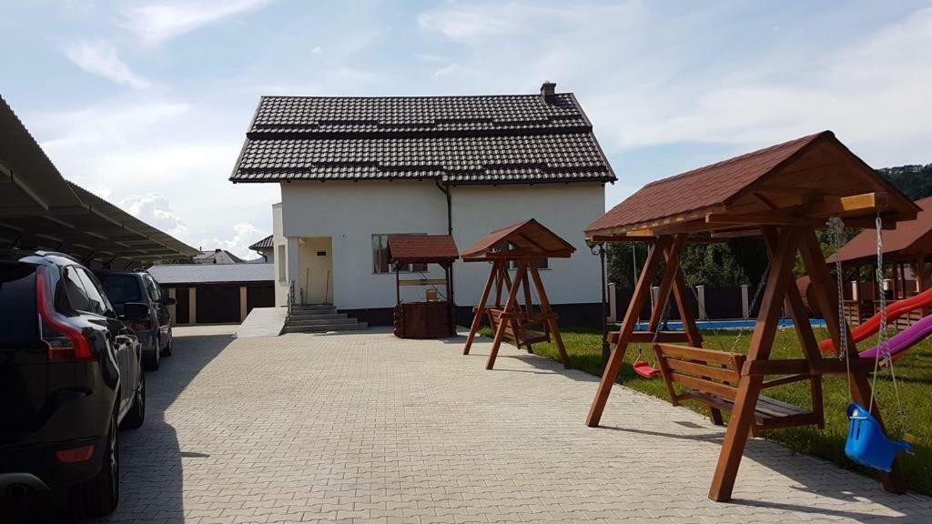 Casa La Danut Hotel Viseu de Jos Luaran gambar